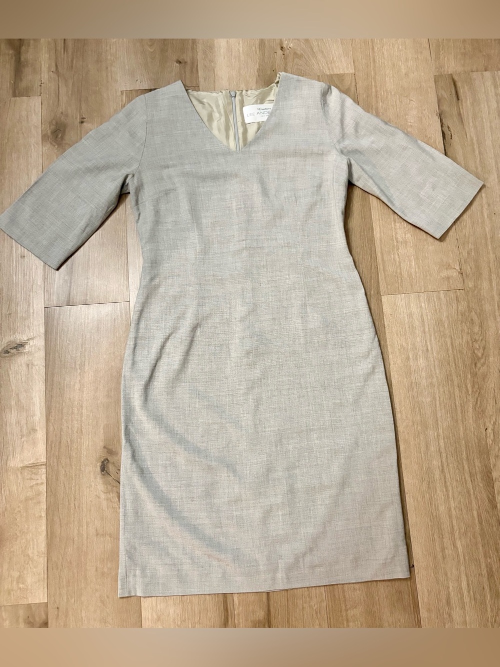 Vintage Women’s Lee Anderson Couture Grey Knee Length Sheath Dress - Size 2